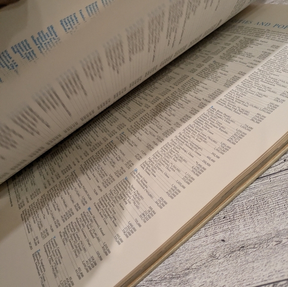 Rand McNally World Atlas Imperial Edition - Red and Cream - Picture 12 of 13